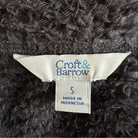 Croft and Barrow Black Faux Fur Vest - Picture 5 of 7